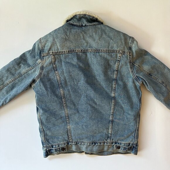 Levis Sherpa Denim Jacket - Picture 6 of 8
